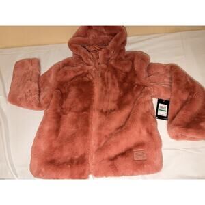 NWT Girls Under Armour Fuzzy Faux Fur Jacket Coat Salmon Pink Peach Large Youth